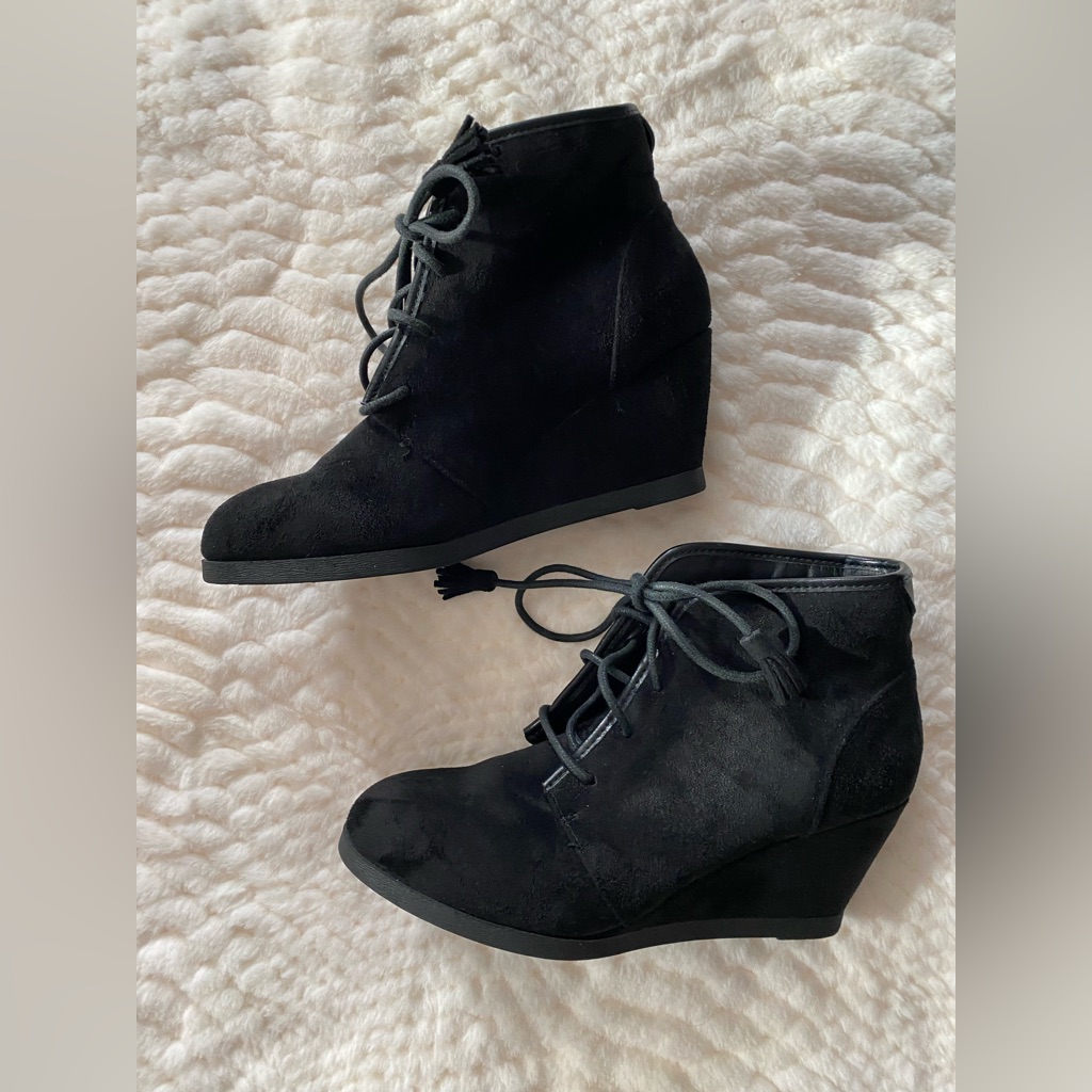 Madden Boot